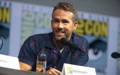 Ryan Reynolds Membeli Kepemilikan Saham Mint Mobile
