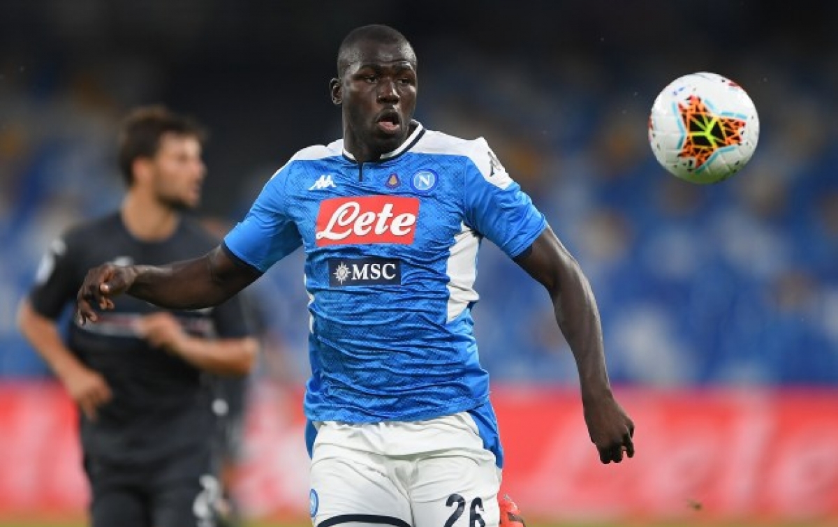 MU Hidupkan Kembali Minat Datangkan Koulibaly