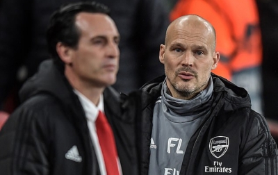 Ljungberg Tidak Setuju dengan Taktik Emery