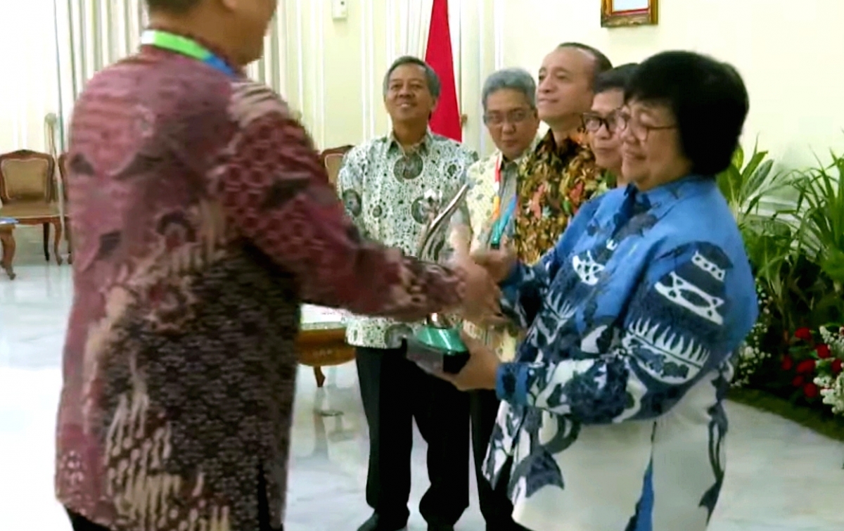 Perusahaan Taat Peraturan Lingkungan Peroleh Penghargaan