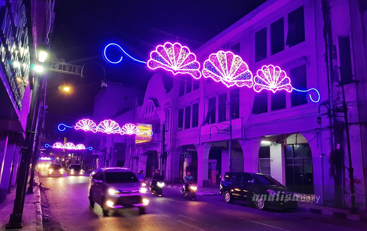  Lampu Hias di Kesawan Memperindah Kota Medan Medan 