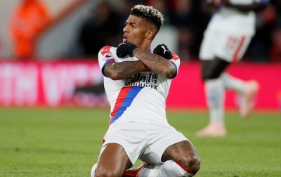 PSV Eindhoven Ajukan Tawaran Untuk Bek Palace