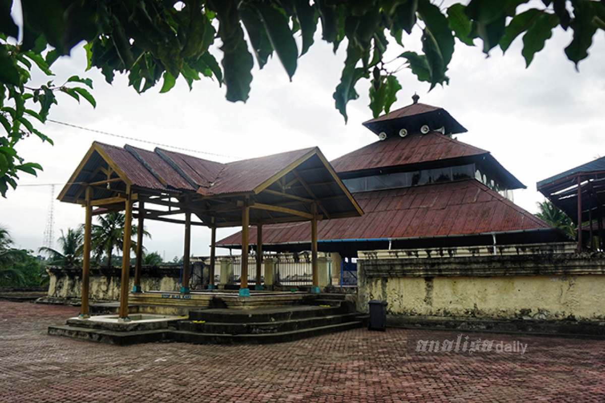 Masjid Tuha Indrapuri, Bangunan Bersejarah di Atas Reruntuhan Candi