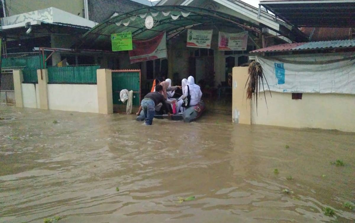 Banjir Rendam 13 Kelurahan di Kota Solok