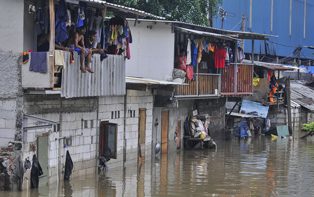 19 Ribu Lebih Warga Mengungsi Akibat Banjir Jabodetabek