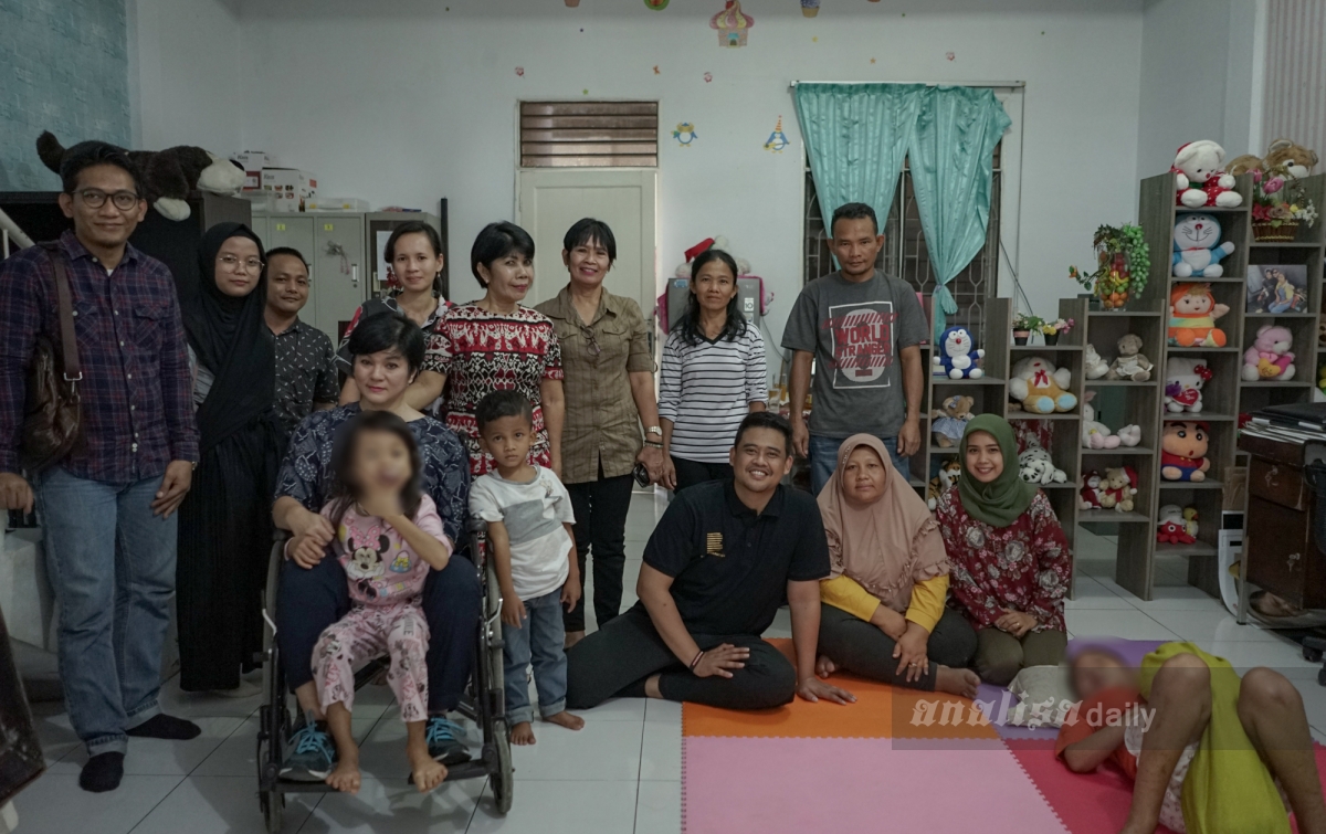 Hari Kanker Anak, Bobby Nasution Kunjungi Smiling Kids Foundation