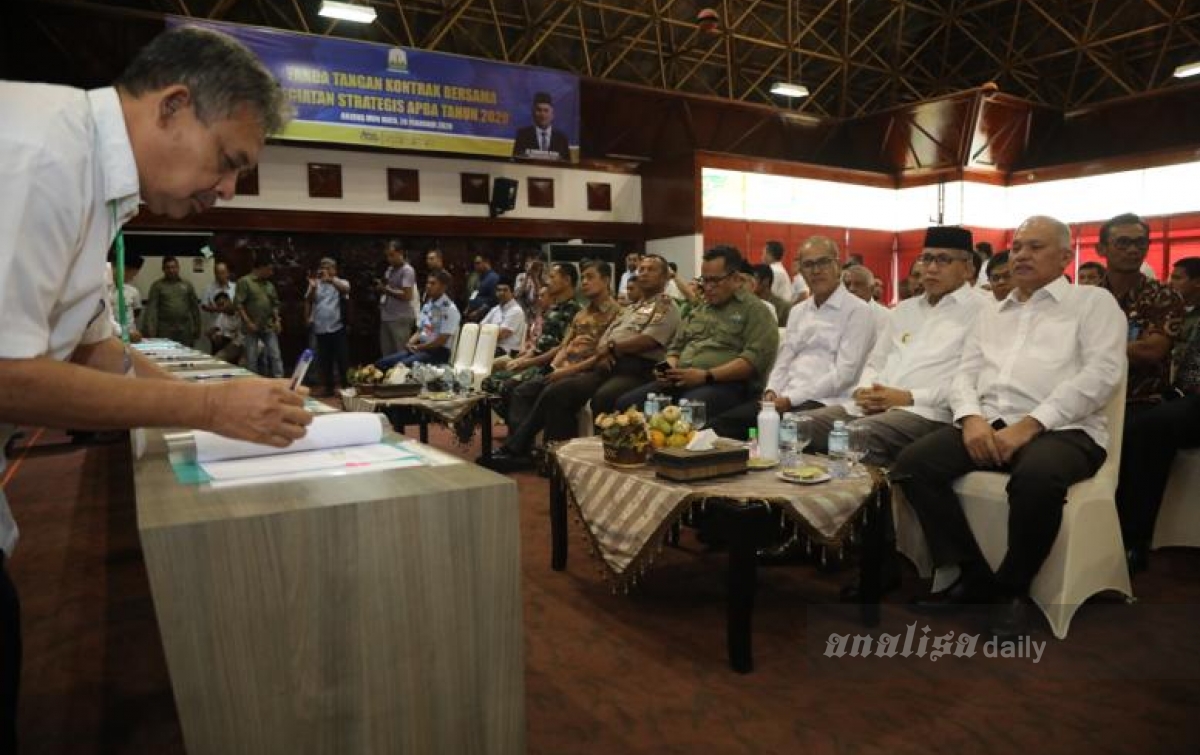 Pelaksanaan Proyek di Aceh Harus Cerminkan Syariat Islam