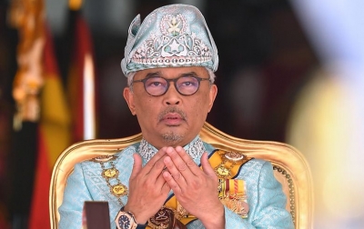 Raja Malaysia Panggil Anggota Parlemen Satu per Satu