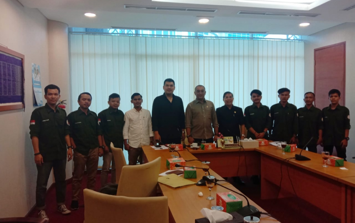 Kompak Madina: Bantu Rakyat Dapatkan Izin Tambang