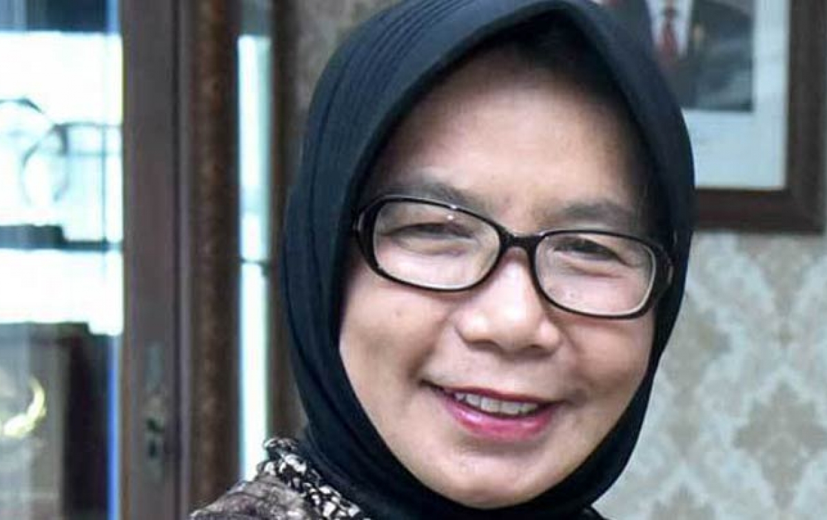 Sabrina Pakai Pendekatan Omak-omak dan Sering Bercanda