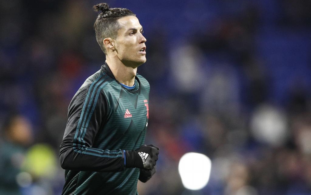 Terkait Corona, Ronaldo Kirim Pesan Kepada 207 Juta Pengikut