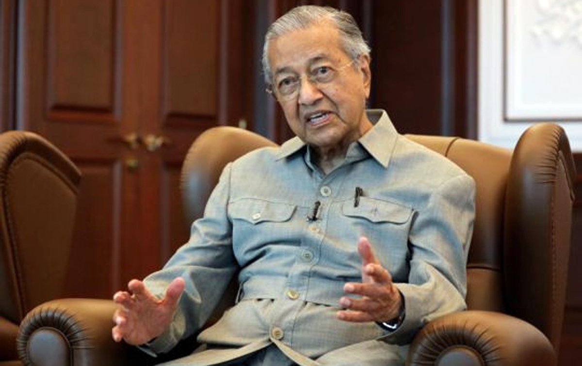 Kontak Dengan Pasien Positif, Tun Mahathir Karantina Diri