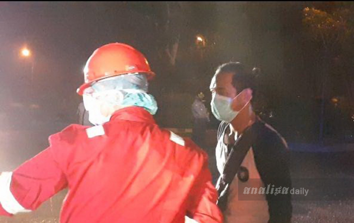 30 TKI dari Malaysia Disemprot Disinfektan