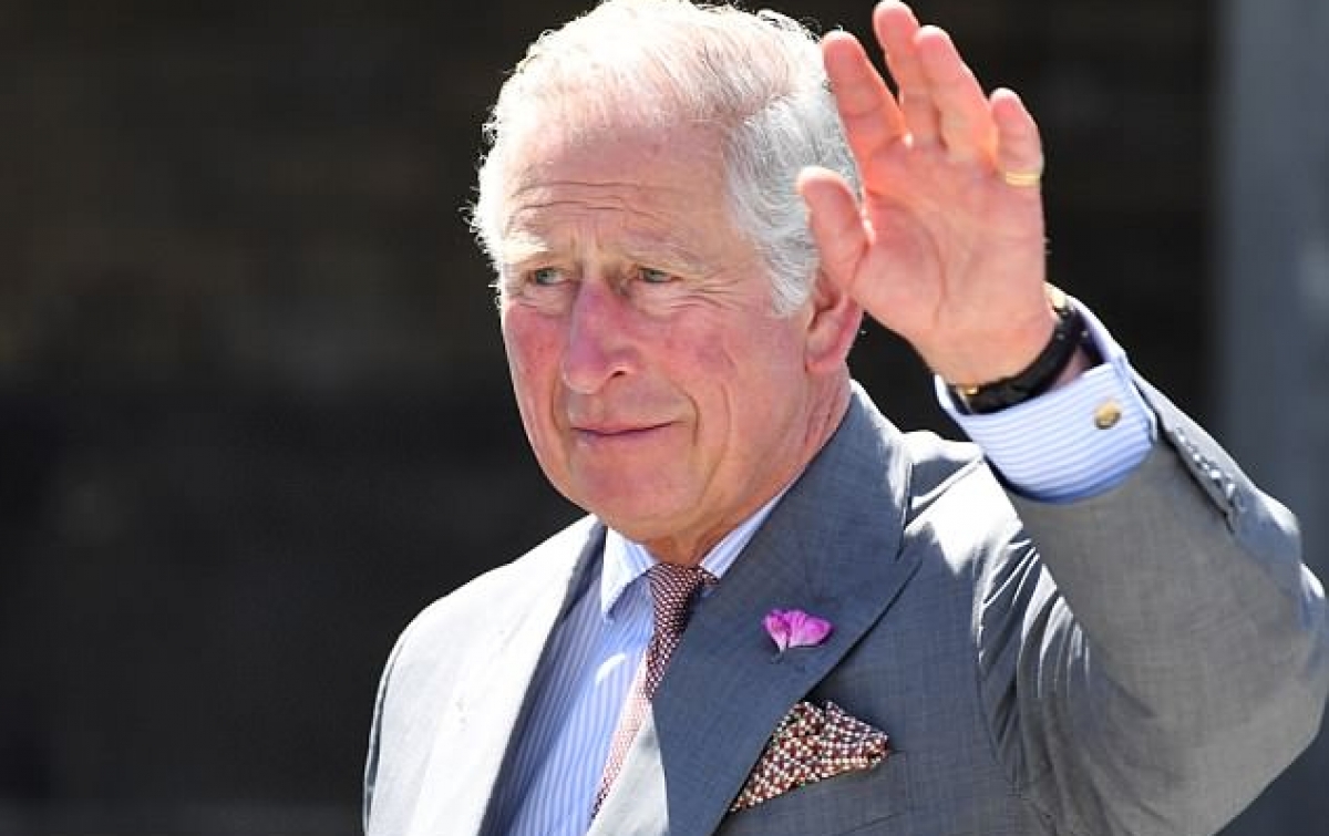Pangeran Charles Sudah Keluar dari Karantina