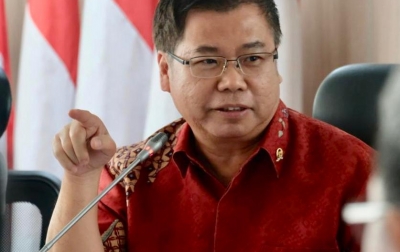 Sofyan Tan Kenang Masa Kecil: Atap Bocor dan Layang-Layang