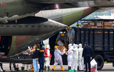 Foto: Hercules Angkut Alkes Corona