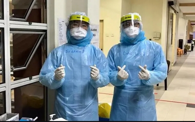 Curahan Hati Para Perawat Pasien COVID-19