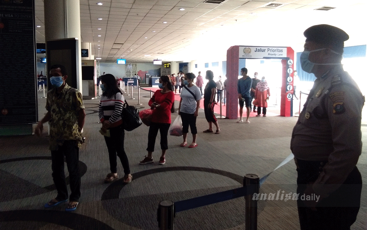 Pulang Hanya Membawa Pakaian di Badan