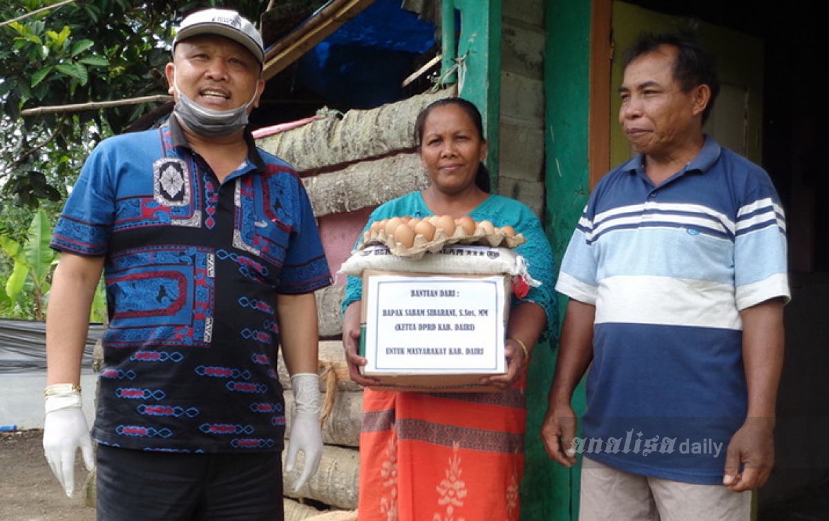 Warga Dairi Dapat Bantuan Pangan