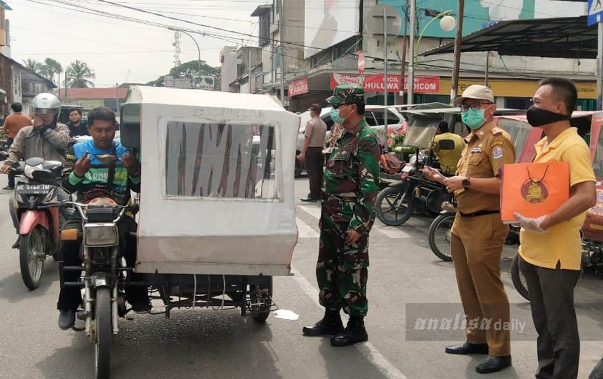 Bergandengan Tangan Mencegah Virus Corona
