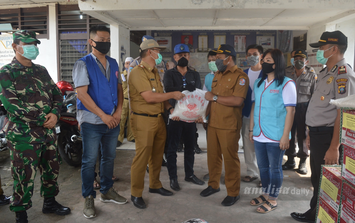 Masyarakat Tionghoa Lubukpakam Bagikan Sembako