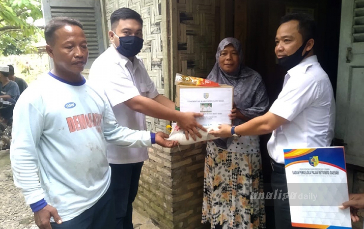 Ringankan Beban Warga, BPPRD Batubara Salurkan Paket Sembako