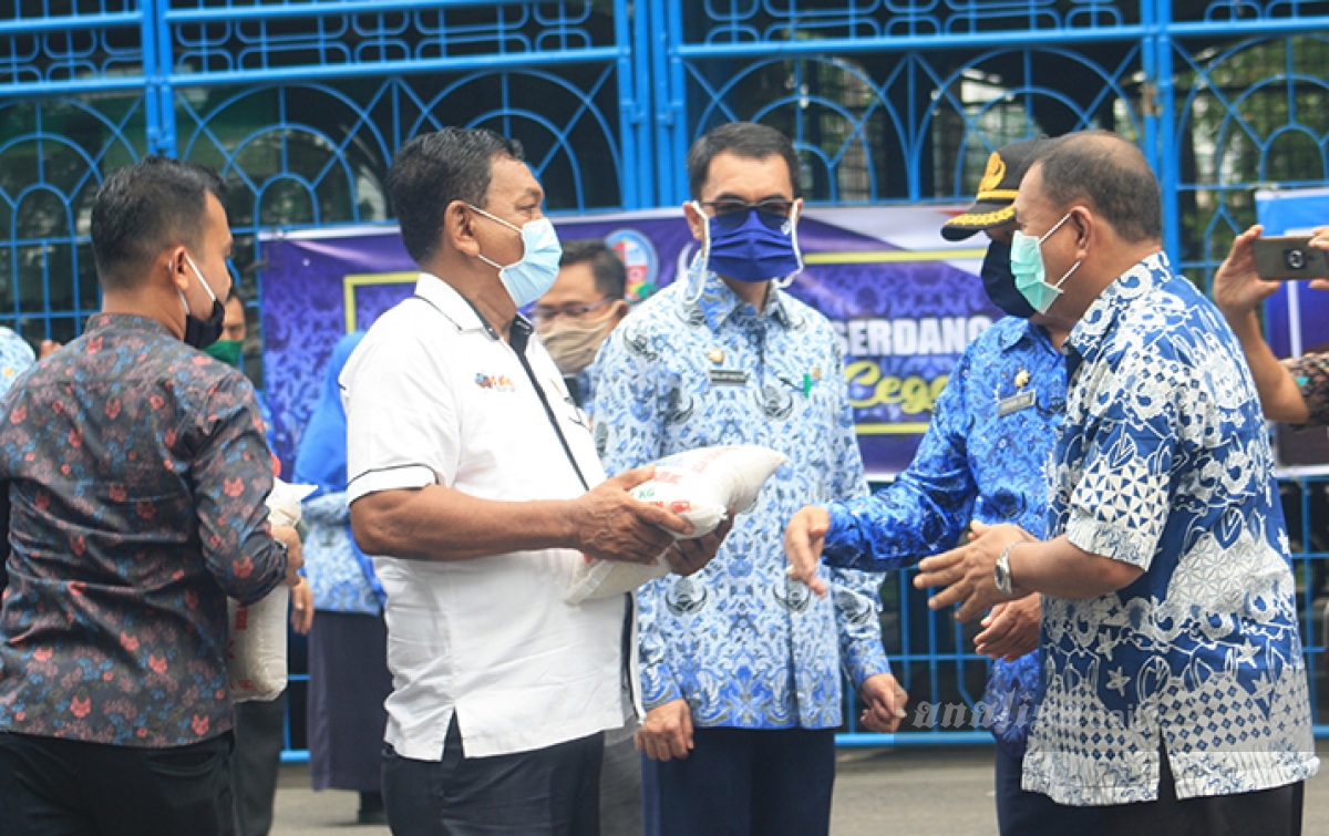 Korpri Deliserdang Bagikan 3.000 Paket Sembako