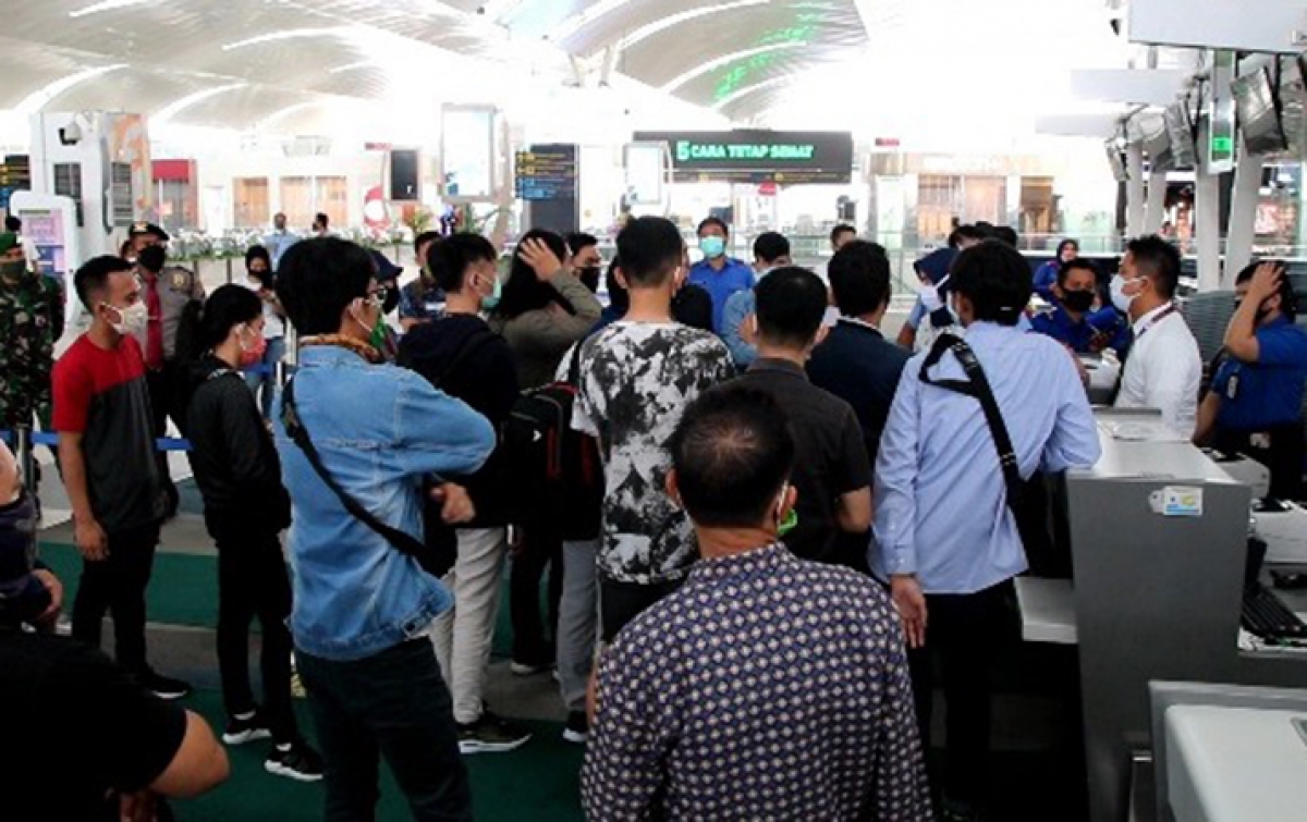Batal Berangkat, Tiket Puluhan Penumpang Wings Air Diganti Voucher