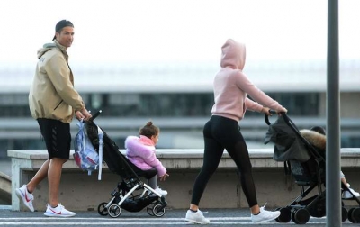 Hindari Covid-19, Ronaldo Bawa Keluarganya 'Ngungsi' ke Desa