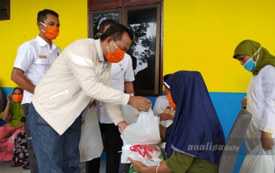 Dinas Pendidikan Batubara Berbagi Sembako