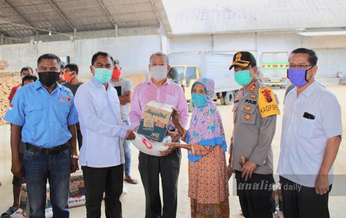 Bantuan Sembako Disalurkan Kepada Warga Kecamatan Sei Rampah