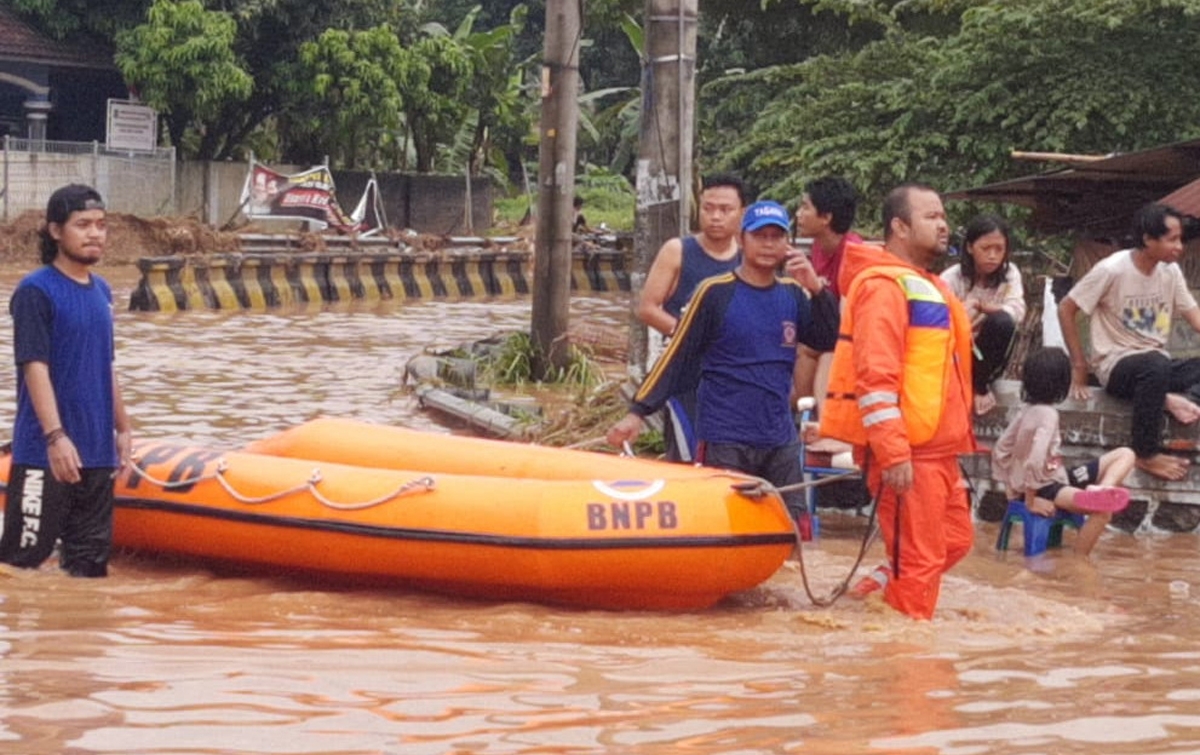 Diguyur Hujan Selama 3 Jam, Kotabumi Terendam Banjir