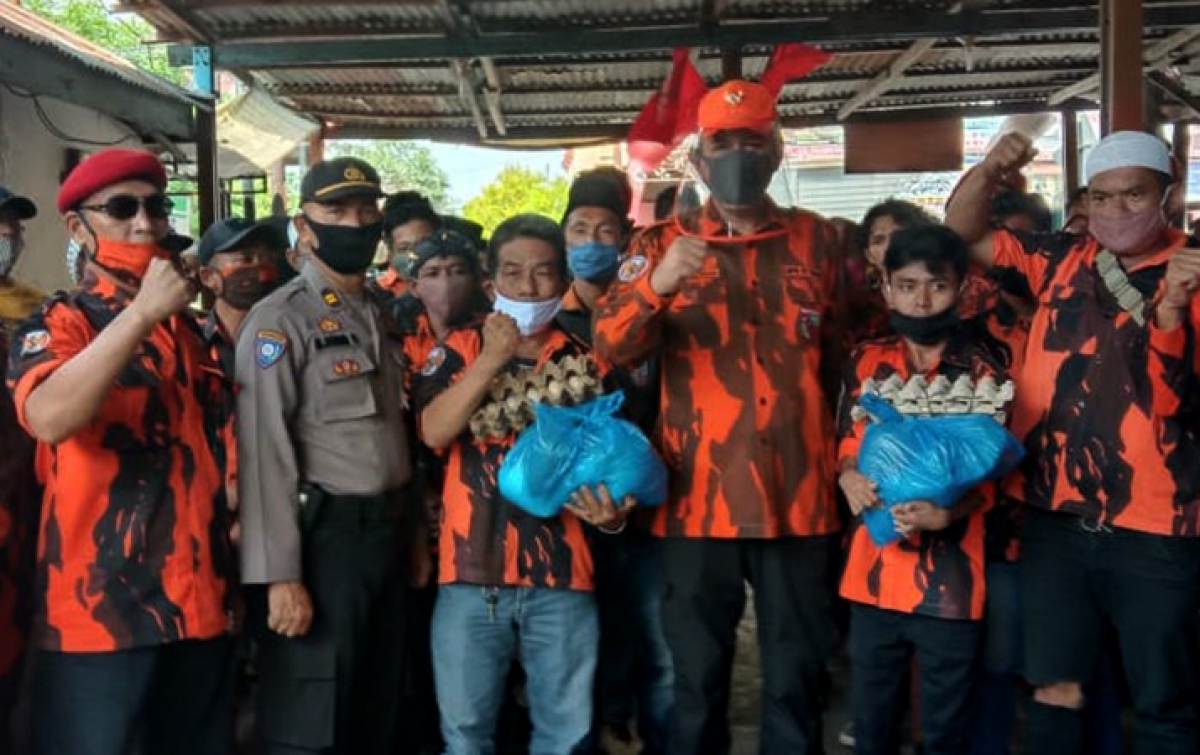 Pemuda Pancasila Indra Kasih Bantu Kader Terdampak COVID-19 