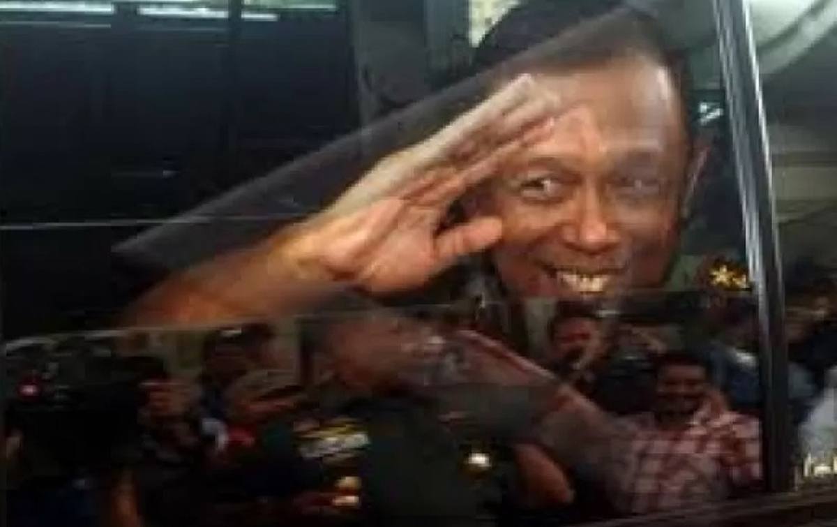 Penghormatan Terakhir, TNI Kibarkan Bendera Setengah Tiang