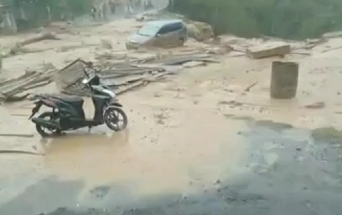 Banjir Bandang Terjang Aceh Tengah: 11 Rumah Rusak, 3 Mobil Hanyut