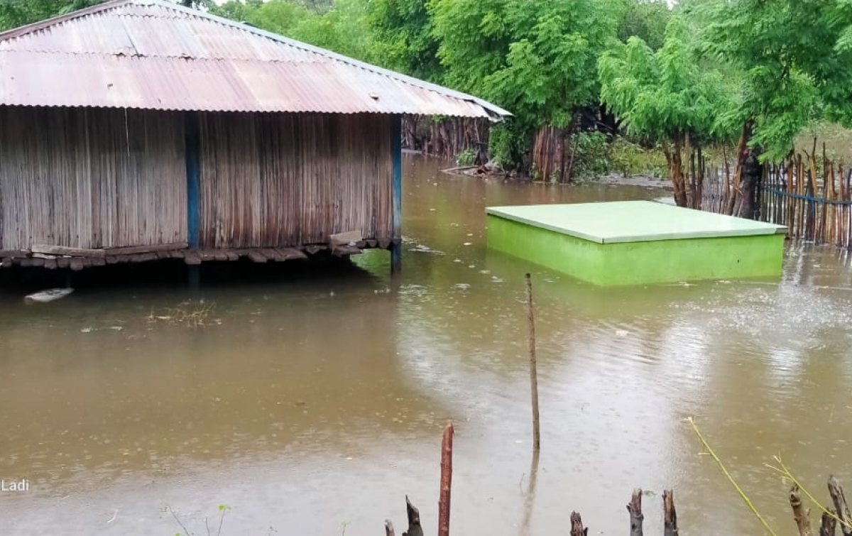 Sumba Timur Dilanda Banjir, 2 Rumah Warga Hanyut