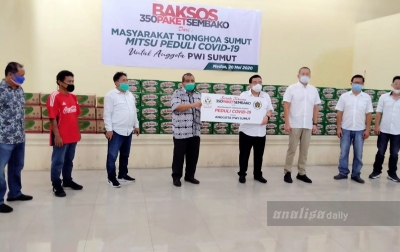 Masyarakat Tionghoa Salurkan Bantuan ke PWI Sumut