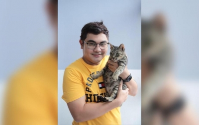 Rizki Nasution, Peduli Kucing Terlantar dan Sering Kasih Makanan Gratis