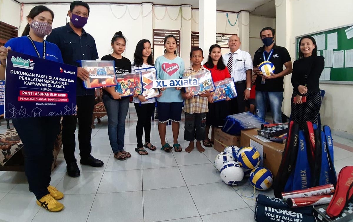 XL Axiata Serahkan Alat Olahraga ke Panti Asuhan di Pematangsiantar