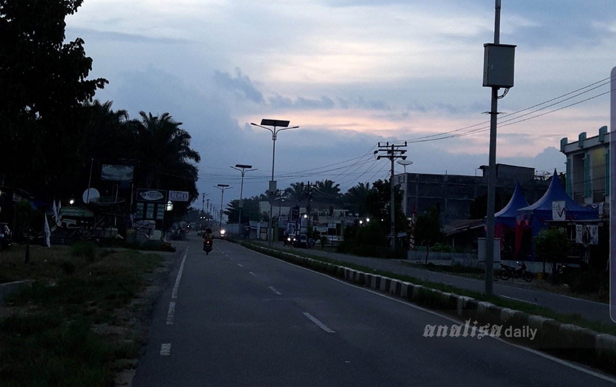 Lampu Penerangan Jalan Umum Sering Padam