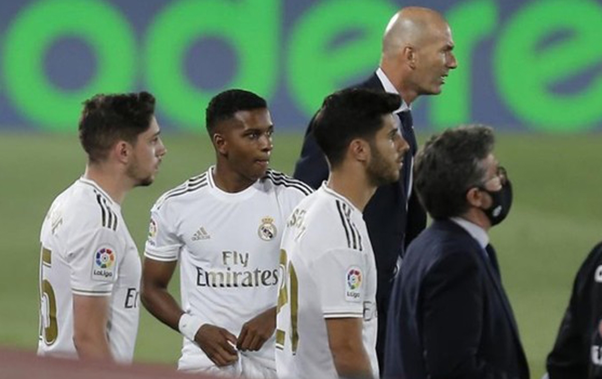 Selisih Empat Poin dari Barcelona, Zidane: Tidak Ada Eforia