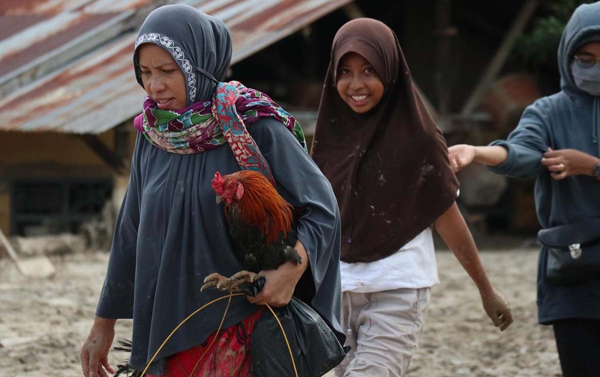 Kebutuhan Utama Pengungsi Bencana Luwu Utara Air Bersih