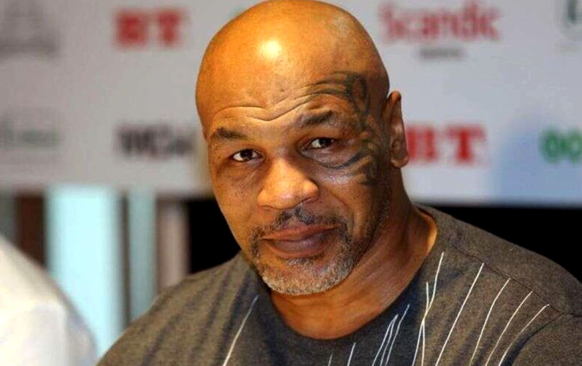 Mike Tyson Kembali Naik Ring