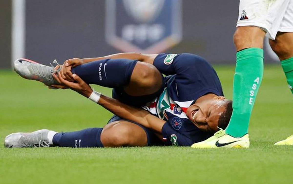 Kylian Mbappe Cedera Pergelangan Kaki