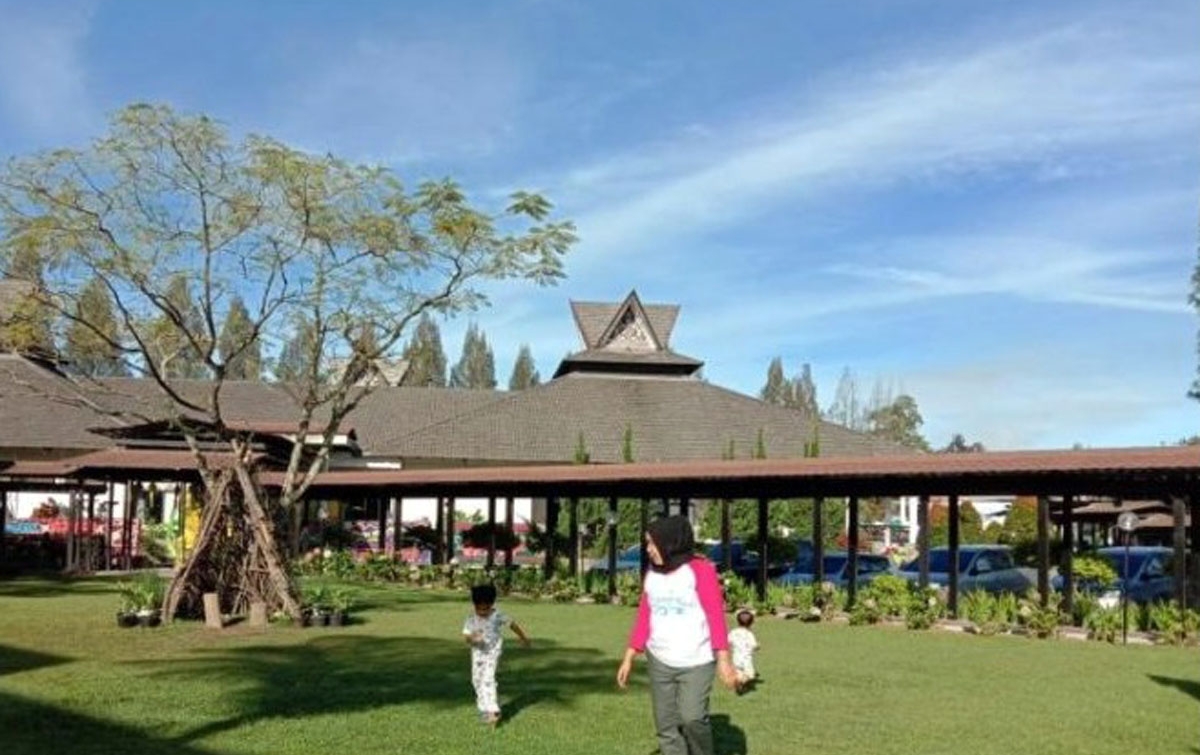 Pemerintah Kabupaten/Kota Didorong Buka Lokasi Wisata