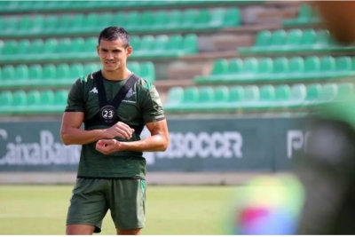 Mandi Segera Berseragam Liverpool