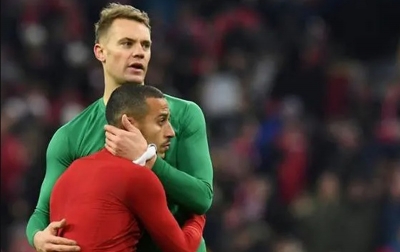 Neuer Berharap Munchen Bisa Pertahankan Alcantara