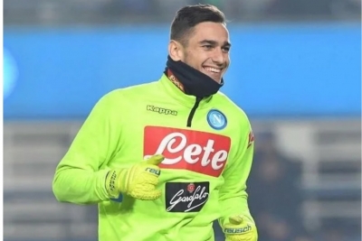 Setan Merah Incar Penjaga Gawang Napoli