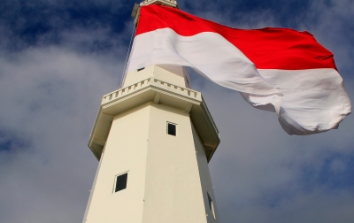 Bendera Merah Putih Raksasa Dikibarkan di Perbatasan