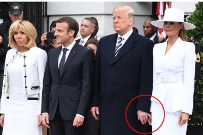 Melania Enggan Bergandengan Tangan Dengan Donald Trump